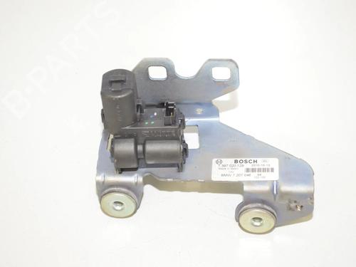 tailgate-lock-bmw-5-touring-f11-2009-2010-2011-2012-2013-2014-2015-2016-2017-34065979 main image