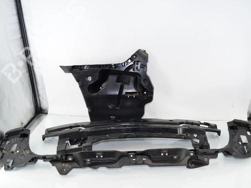 Used Rear bumper bracket Rear bumper bracket BMW 5 Touring (F11) 530 d xDrive (258 hp) 36548493 36548493
