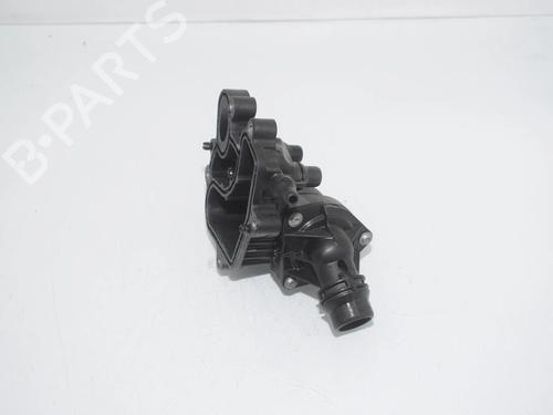 Used Thermostat housing Thermostat housing BMW 5 Touring (G31) 520 d (190 hp) 36468249 36468249
