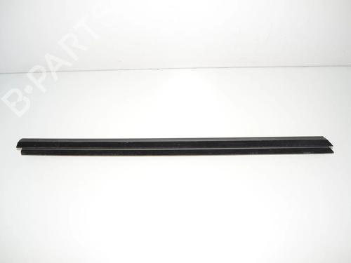 Dørliste Dørliste 34075637 34075637