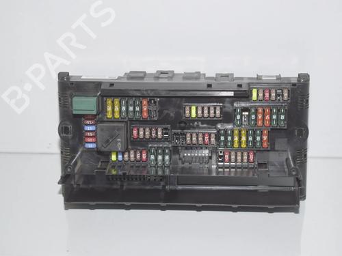 Used Fuse box Fuse box BMW 5 Touring (F11) 530 d xDrive (258 hp) 34061530 34061530