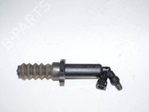 Koblingscylinder Koblingscylinder BMW X1 (F48) xDrive 18 d (150 hp) 34079068 34079068