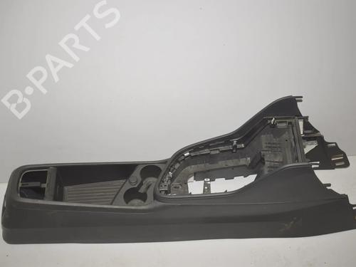 Used Middle console Middle console BMW 2 Gran Tourer (F46) 218 i (136 hp) 34084466 34084466