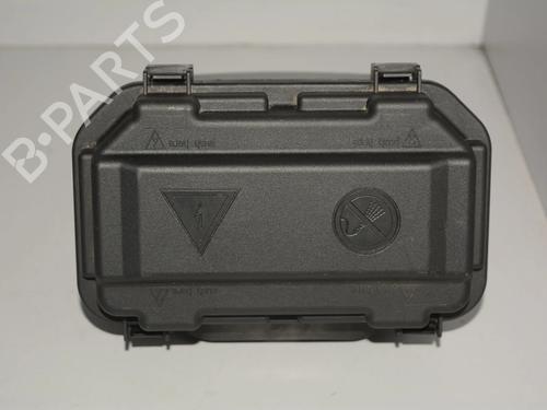 fuse-box-bmw-3-gran-turismo-f34-2012-34064642 main image