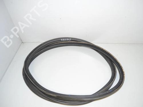 rubber-door-seal-bmw-1-f40-2019-34076411 main image