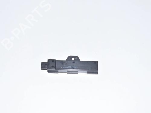 antennabase-bmw-i3-i01-2013-34081664 main image