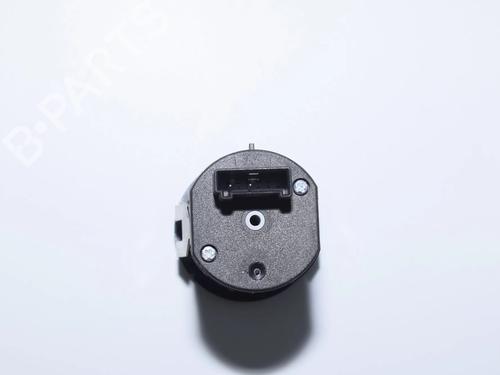 Switch BMW X5 (E70) 3.0 d | BP34074328I30  - Image 5