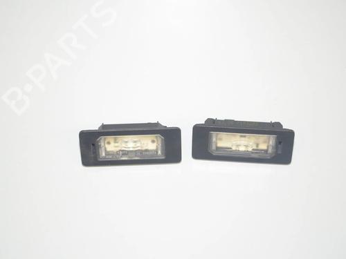 Used Licence plate light Licence plate light BMW 5 Touring (F11) 530 d (258 hp) 34089131 34089131
