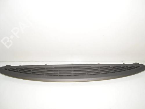 Used Grille Grille 34072622 34072622