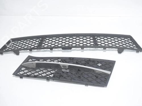 Used Grille Grille BMW 5 Touring (F11) 530 d (245 hp) 34088478 34088478
