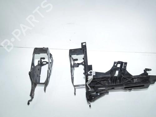 Used Support Support BMW 5 Touring (F11) 530 d (258 hp) 34111463 34111463