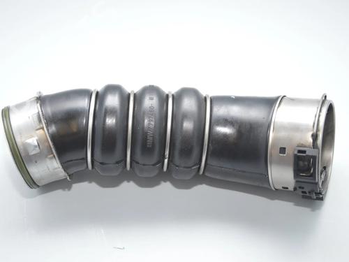 intercooler-pipe-bmw-1-e81-2006-2007-2008-2009-2010-2011-2012-34062452 main image