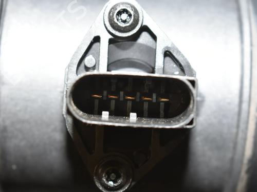 Mass air flow sensor BMW 5 Touring (E39) 540 i | BP34096704M95 - Image 3