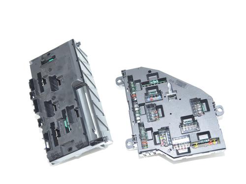 Fuse box BMW 5 Touring (F11) 530 d xDrive | BP34074190E1 - Image 4