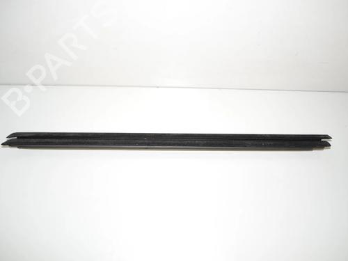 Dørliste Dørliste 34084115 34084115