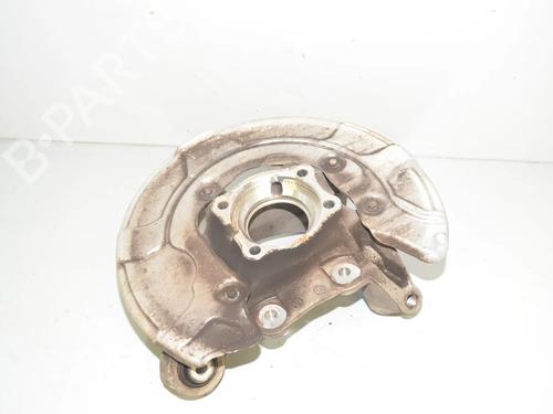 Used Right rear steering knuckle Right rear steering knuckle BMW 5 (G30, F90) 530 e Plug-in Hybrid (252 hp) 34085043 34085043