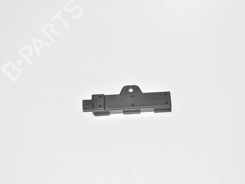 Used Antenna/Base Antenna/Base BMW 5 Touring (F11) M 550 d xDrive (381 hp) 34065059 34065059