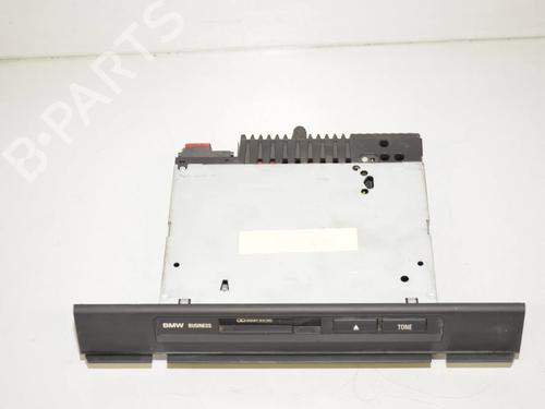 Used Electronic module Electronic module BMW 5 (E39) 520 i (150 hp) 34072928 34072928