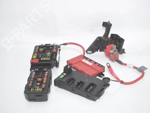 Used Fuse box Fuse box BMW 3 (F30, F80) 320 i (184 hp) 39618583 39618583