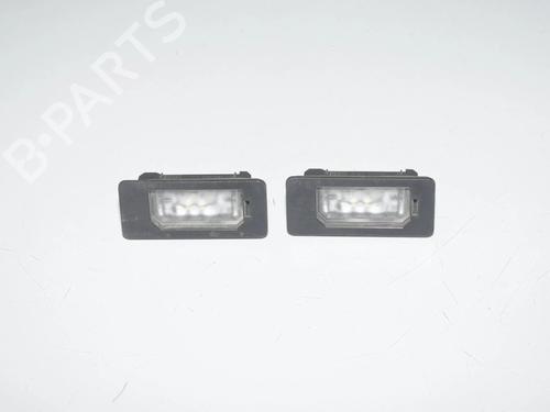 licence-plate-light-bmw-3-g20-g80-g28-2018-34066386 main image