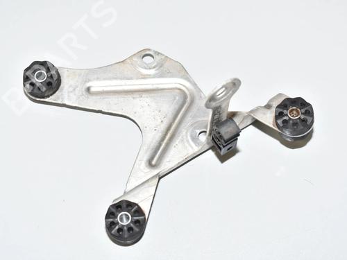 Støtte Støtte BMW 5 (F10) 525 d (204 hp) 34096034 34096034