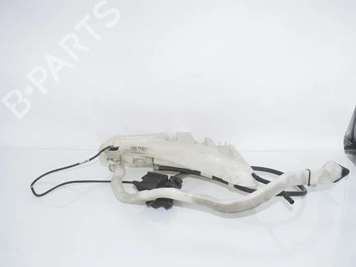 Used Windscreen washer tank Windscreen washer tank BMW 5 (F10) 530 d xDrive (258 hp) 34067492 34067492