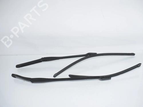 Used Front windshield wiper arm Front windshield wiper arm BMW 5 (G30, F90) M 550 d xDrive (400 hp) 36548515 36548515