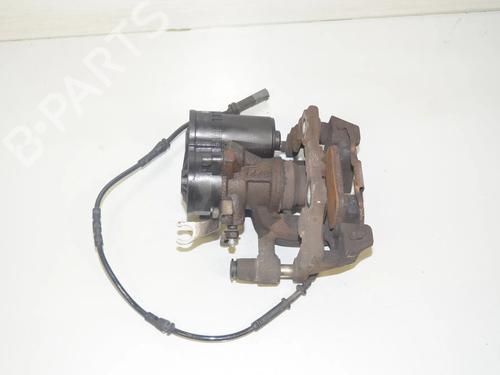 Used Right rear brake caliper Right rear brake caliper BMW 1 (F40) 118 d (150 hp) 34095037 34095037