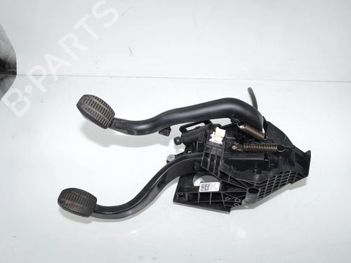 Pedal travão Pedal travão 38071904 38071904