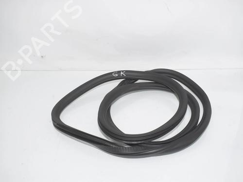 rubber-door-seal-bmw-5-g30-f90-2016-36284996 main image