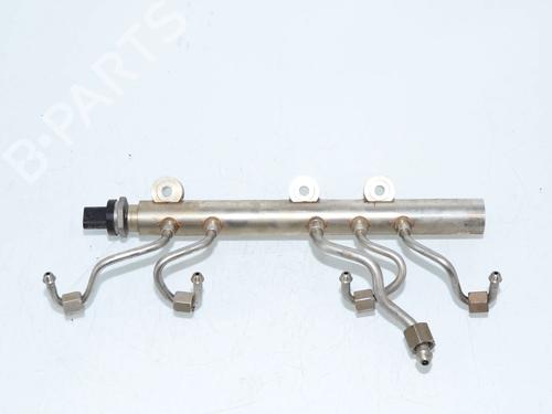 Used Injection rail Injection rail 37610793 37610793