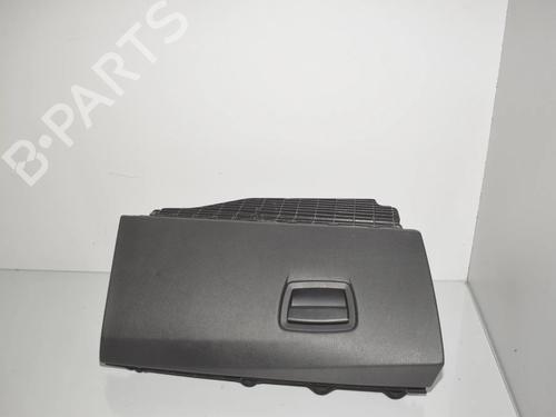 Handskerum Handskerum BMW 5 Touring (F11) M 550 d xDrive (381 hp) 34093735 34093735