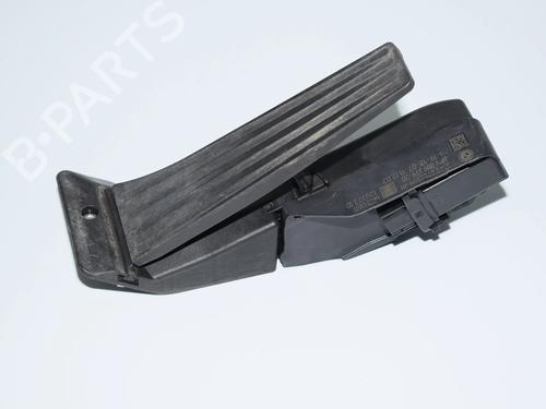 Used Pedal Pedal BMW 1 (E81) 118 d (143 hp) 34097907 34097907