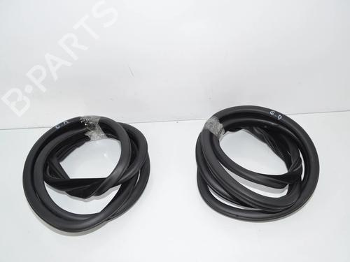 rubber-door-seal-bmw-5-touring-f11-2009-2010-2011-2012-2013-2014-2015-2016-2017-34096118 main image
