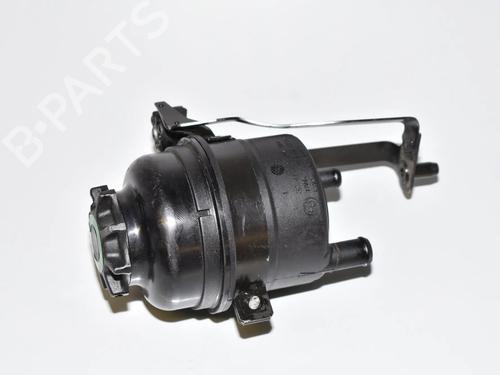 Used Power steering reservoir Power steering reservoir BMW 3 Touring (E91) 330 d (231 hp) 34070028 34070028