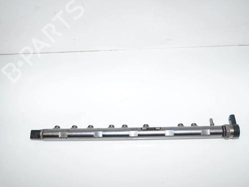 injection-rail-bmw-5-touring-f11-2009-2010-2011-2012-2013-2014-2015-2016-2017-34076015 main image