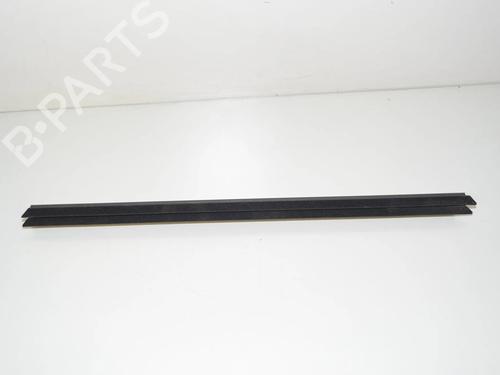 Dørlist Dørlist BMW 2 Gran Tourer (F46) 220 d xDrive (190 hp) 34080628 34080628