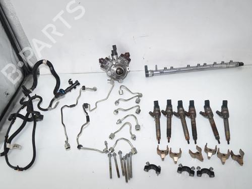Pompa iniezione Pompa iniezione BMW 3 Touring (F31) 330 d xDrive (258 hp) 34575197 34575197
