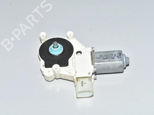 Used Left rear window motor Left rear window motor BMW 5 (F10) 520 d (184 hp) 34068382 34068382