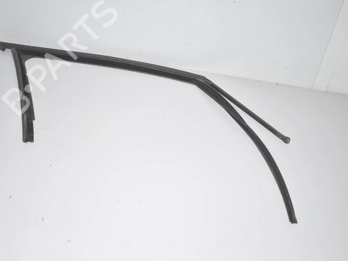 Used Rubber door seal Rubber door seal BMW 2 Active Tourer (F45) 220 d (190 hp) 34067330 34067330