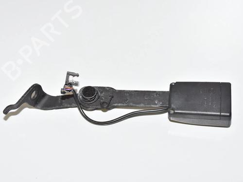 seat-buckle-bmw-6-gran-turismo-g32-2017-34075033 main image