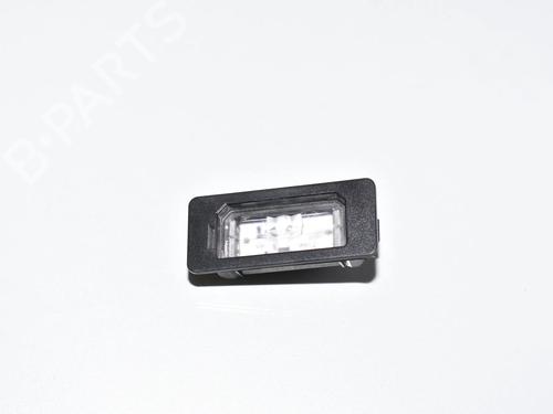 Skiltlys Skiltlys BMW 3 Touring (F31) 330 d xDrive (258 hp) 34073444 34073444