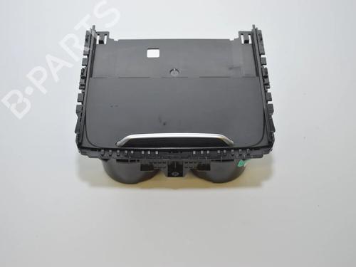 Kopholder/Genstandsholder Kopholder/Genstandsholder BMW 4 Coupe (F32, F82) 420 d (190 hp) 34068749 34068749