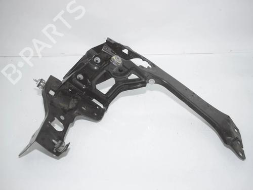 Used Left headlight support Left headlight support BMW 2 Active Tourer (F45) 216 i (102 hp) 40501840 40501840