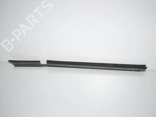 Dørliste Dørliste BMW 3 (G20, G80, G28) 330 e Plug-in-Hybrid (292 hp) 34070989 34070989