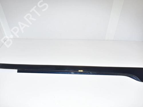 Højre sidekjole Højre sidekjole BMW 5 Gran Turismo (F07) 530 d (245 hp) 34095600 34095600