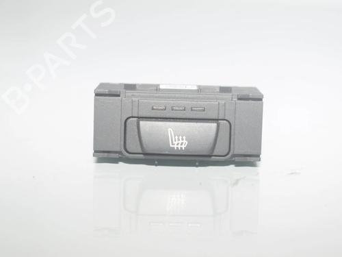 switch-bmw-3-f30-f80-2011-2012-2013-2014-2015-2016-2017-2018-34074127 main image