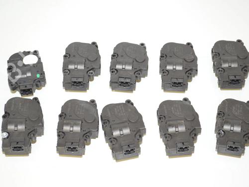 Used Electronic module Electronic module BMW 5 (G30, F90) 520 i (184 hp) 34093680 34093680