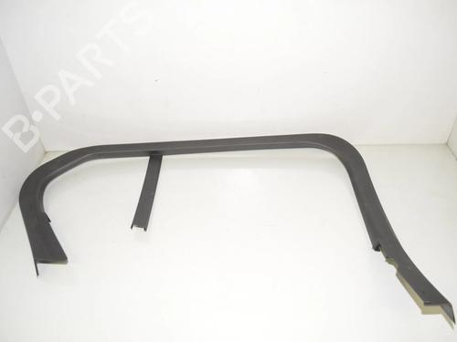 Bageste venstre beklædning Bageste venstre beklædning BMW 1 (F40) 118 d (150 hp) 34087712 34087712