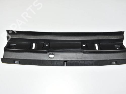 tailgate-trim-bmw-7-g11-g12-2015-2016-2017-2018-2019-2020-2021-2022-34067343 main image